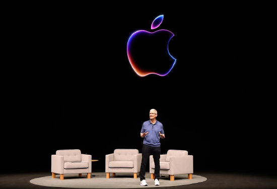 如果在美国生产，iPhone价格可能涨至3500美元，翻三倍